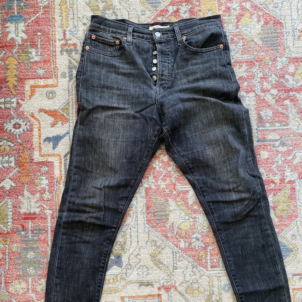 Levis Wedgie Skinny jeans size 31
